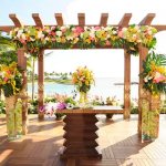 Choose where your Hawaiian party will take place - at home or outdoors